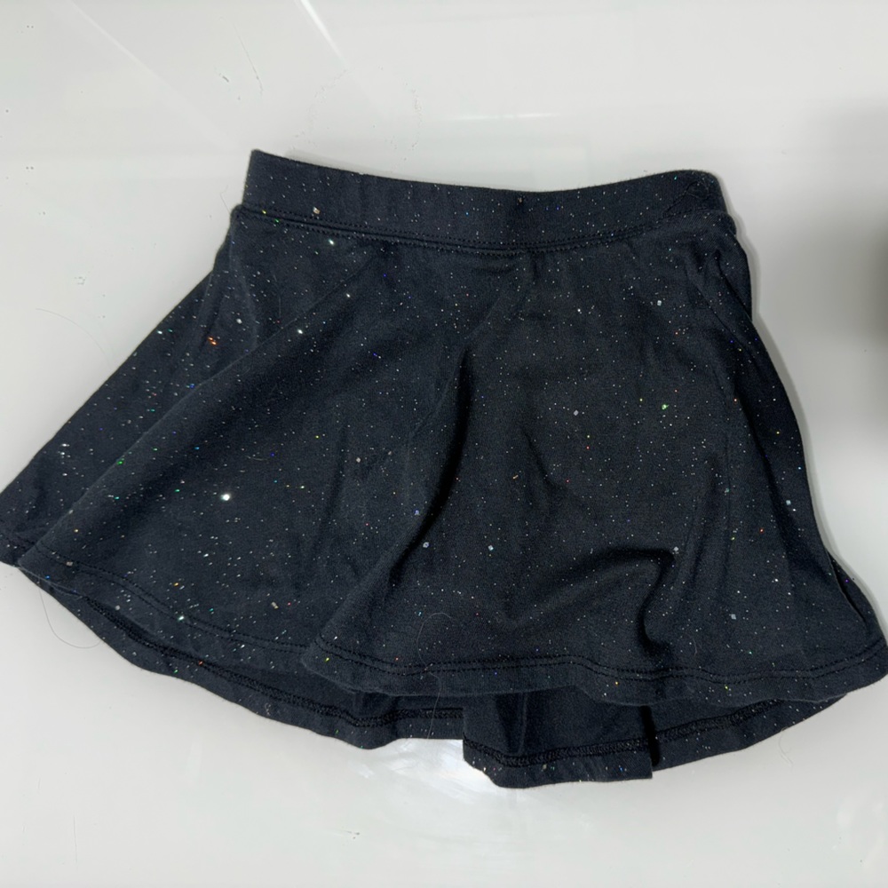 2T black glitter skort